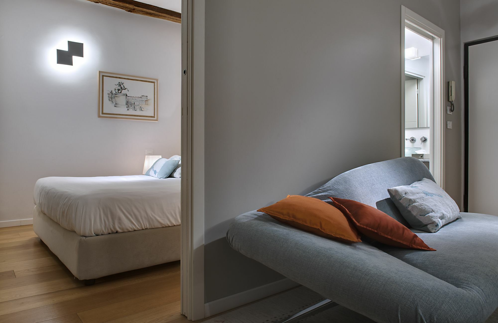 Aparthotel Piazza Vittorio 4*